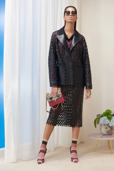 Look 13